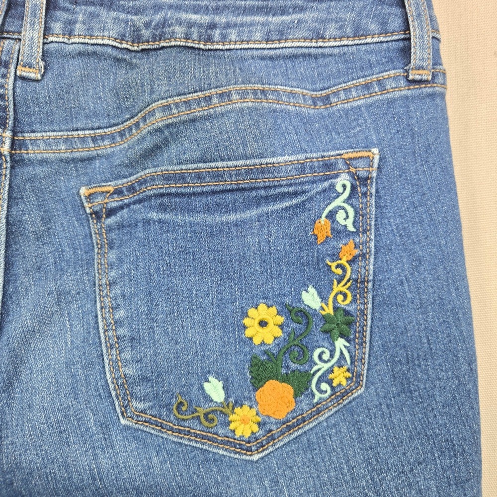 Sonoma Skinny Jeans Floral Embroidered Medium Wash Blue Womens Size 6 - Picture 3 of 13